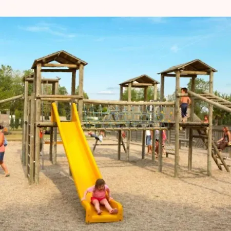 Locamobi Campsite