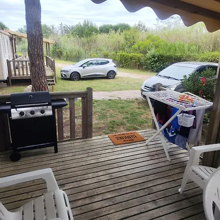 Mobil-home Climatise A 3 Min Proche Barcares Piscine Chauffee