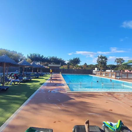 Campsite Mobil-home Climatise A 3 Min Proche Barcares Piscine Chauffee